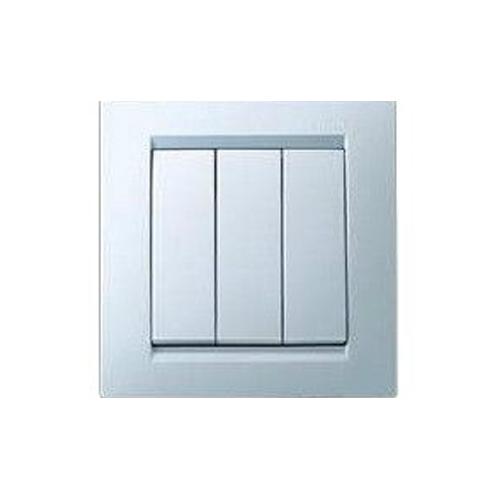 Simon Simon15 Белый Выключатель 3-клавишный IP20 250V Белый 16A 1590391-030