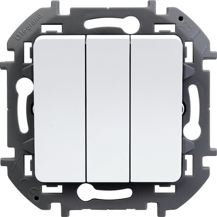 673640. Legrand. Inspiria (Белый). Выключатель 3-клавишный