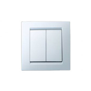Simon Simon15 Белый Выключатель 2-клавишный, проходной 250V Белый 1590397-030