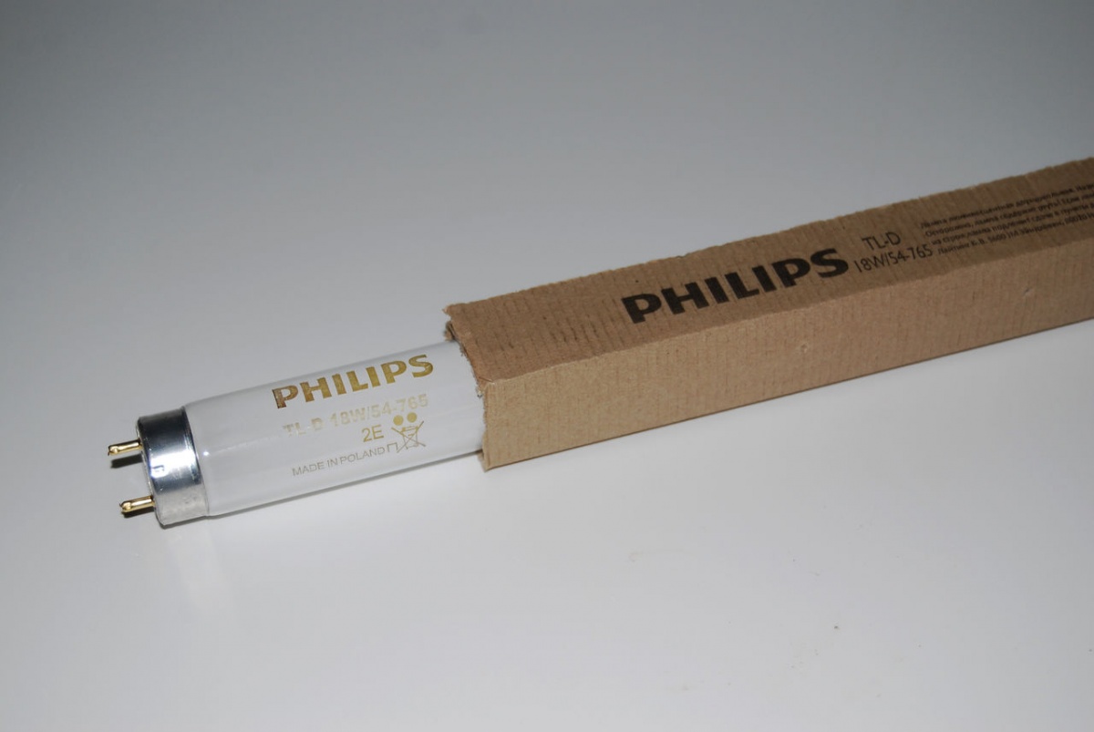 Лампа люминесцентная линейная G13 36W. Philips T8 TL-D 36W/54-765